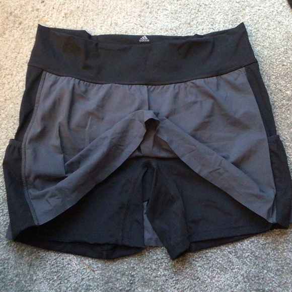 Adidas skort - Picture 2 of 5